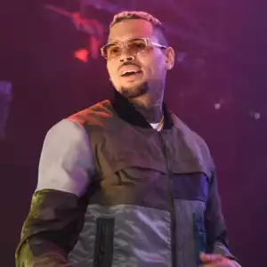 Chris Brown - Oye Papi
